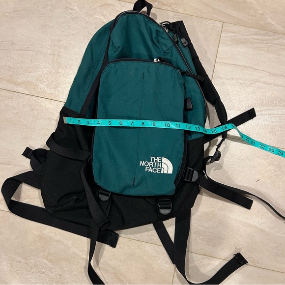 The North Face backpack in Green and Black - Picture 6 of 8